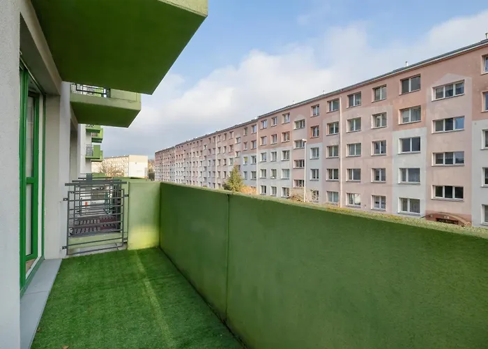 Dunikowskiego Snug By Bookinghost 아파트